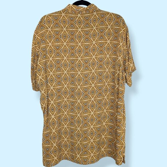 Bershka 100% Viscose Buttoned Shirt - Picture 2 of 5